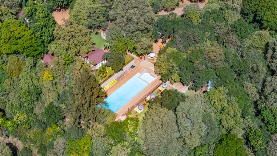 15 Bedroom Property for Sale in Hekpoort North West